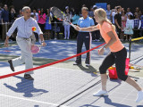 Каролин Возняцки сыграла в теннис с Обамой