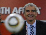 Бывший тренер сборной Франции назвал футболистов «кучкой имбецилов»