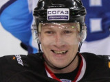 Двукратный чемпион мира принес «Авангарду» победу в матче КХЛ