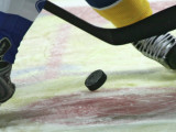 «Магнитка» с трудом переиграла «Автомобилист» в серии плей-офф КХЛ