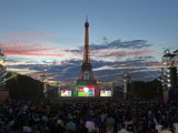 После окончания финального футбольного матча в Париже начались беспорядки