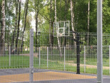 Неизвестные сломали баскетбольную площадку в «Соловьиной роще»