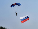 Смоленские парашютисты устроили акцию в поддержку российских олимпийцев