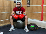 Российский боксер назвал необходимый заработок для комфортной жизни с семьей