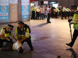 Футбольные фанаты устроили кровавую драку в Лондоне