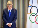 Глава МОК оценил возможность снятия санкций с российских спортсменов